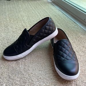 Steve Madden Slip-ons